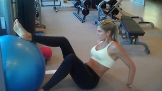 Gabrielle Reece feet photo thumbnail