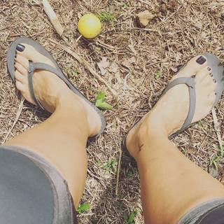 Gabrielle Reece feet photo thumbnail