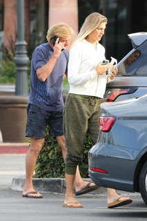 Gabrielle Reece feet photo thumbnail