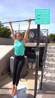 Gabrielle Reece feet photo thumbnail