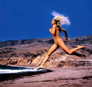 Gabrielle Reece feet photo thumbnail