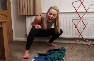 Gabrielle Taylor feet photo thumbnail
