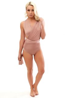 Gabrielle Taylor feet photo thumbnail