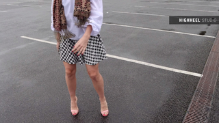Gabrielle Taylor feet photo thumbnail