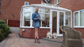 Gabrielle Taylor feet photo thumbnail