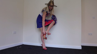 Gabrielle Taylor feet photo thumbnail