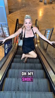 Gabrielle Taylor feet photo thumbnail