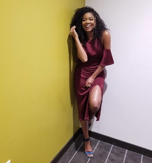 Gabrielle Union feet photo thumbnail