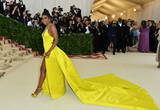 Gabrielle Union feet photo thumbnail