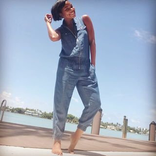 Gabrielle Union feet photo thumbnail
