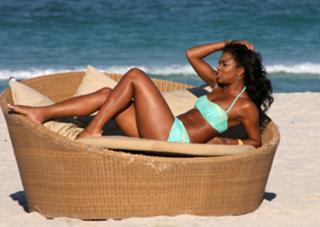 Gabrielle Union feet photo thumbnail
