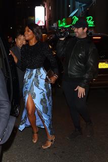 Gabrielle Union feet photo thumbnail