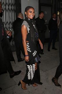 Gabrielle Union feet photo thumbnail