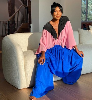 Gabrielle Union feet photo thumbnail