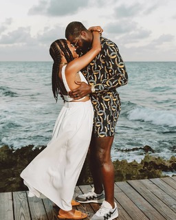 Gabrielle Union feet photo thumbnail