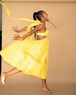 Gabrielle Union feet photo thumbnail