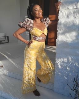 Gabrielle Union feet photo thumbnail