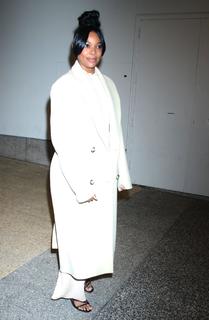 Gabrielle Union feet photo thumbnail