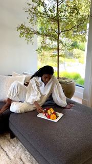 Gabrielle Union feet photo thumbnail