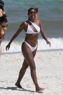 Gabrielle Union feet photo thumbnail