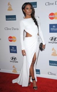 Gabrielle Union feet photo thumbnail