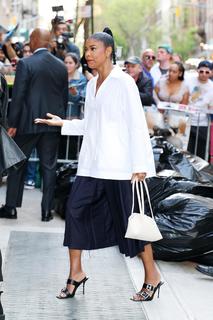 Gabrielle Union feet photo thumbnail