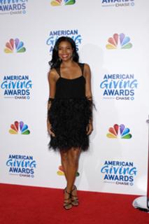 Gabrielle Union feet photo thumbnail