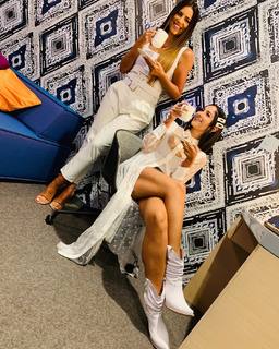 Gaby Espino feet photo thumbnail