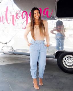 Gaby Espino feet photo thumbnail