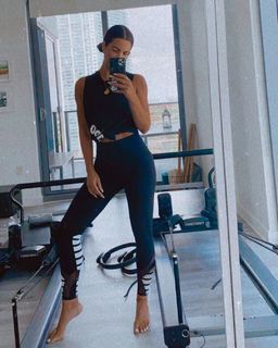 Gaby Espino feet photo thumbnail