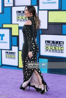 Gaby Espino feet photo thumbnail