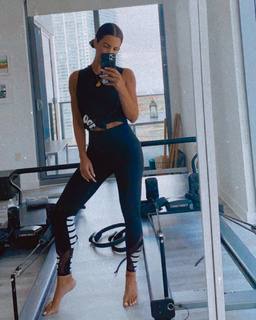 Gaby Espino feet photo thumbnail