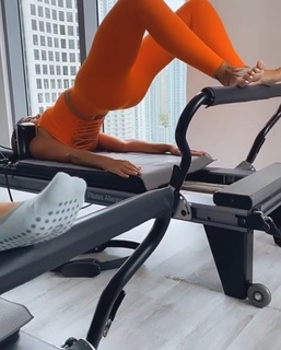 Gaby Espino feet photo thumbnail