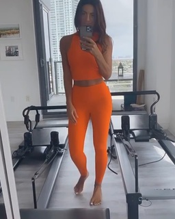 Gaby Espino feet photo thumbnail