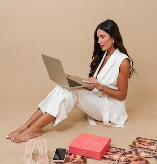 Gaby Espino feet photo thumbnail
