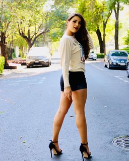 Gaby Mellado feet photo 18