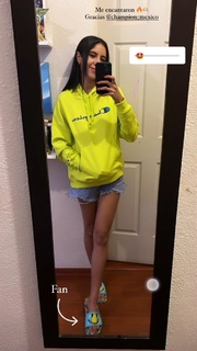 Gaby Meza feet photo 4
