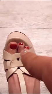 Gaby Ramírez feet photo 12