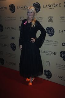 Gaby Roslin feet photo 17