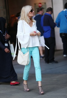 Gaby Roslin feet photo 2