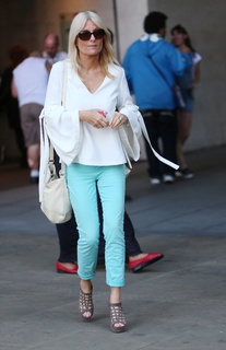 Gaby Roslin feet photo 20