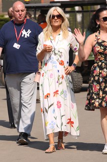 Gaby Roslin feet photo 1