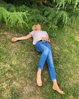Gaby Roslin feet photo 10