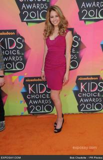 Gage Golightly feet photo 1