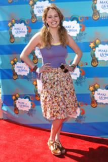 Gage Golightly feet photo 10