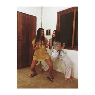 Gaia Gozzi feet photo thumbnail