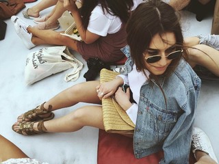 Gaia Gozzi feet photo thumbnail