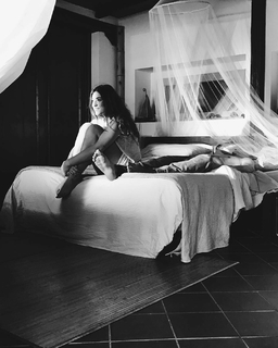 Gaia Gozzi feet photo thumbnail