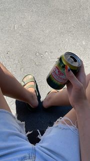 Gaia Gozzi feet photo thumbnail