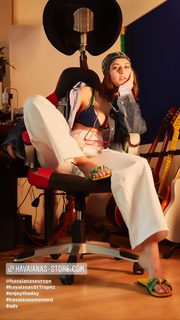 Gaia Gozzi feet photo thumbnail